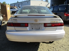 1997 TOYOTA CAMRY LE GOLD 2.2L AT Z15997